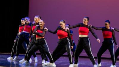 Hip Hop Dancers dresses in Red and Black