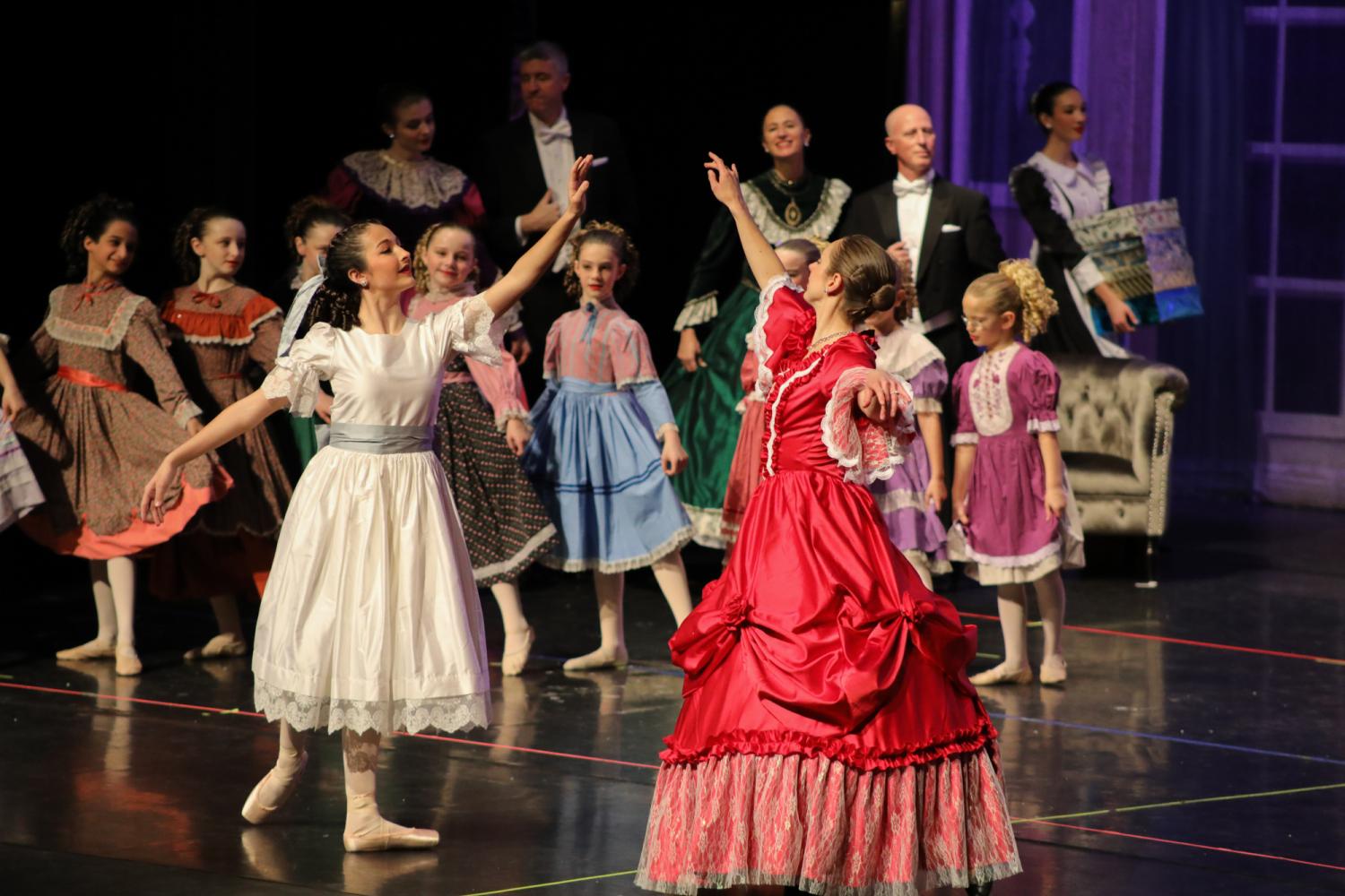 Clara dacnes with her mother